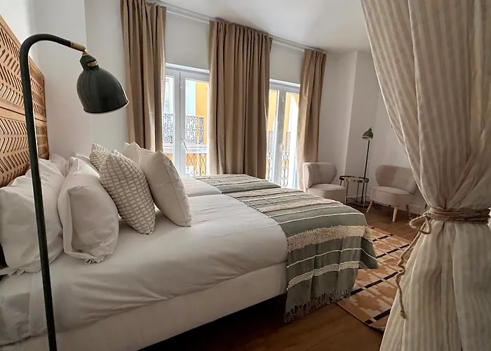 Magno Apartments Lineros