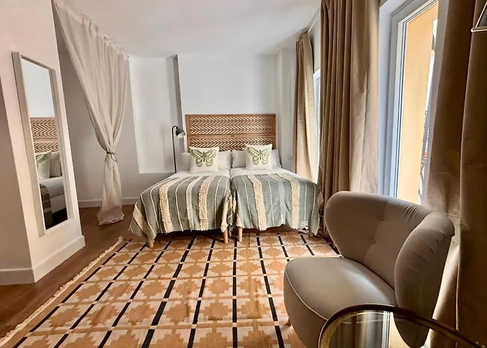 Magno Apartments Lineros